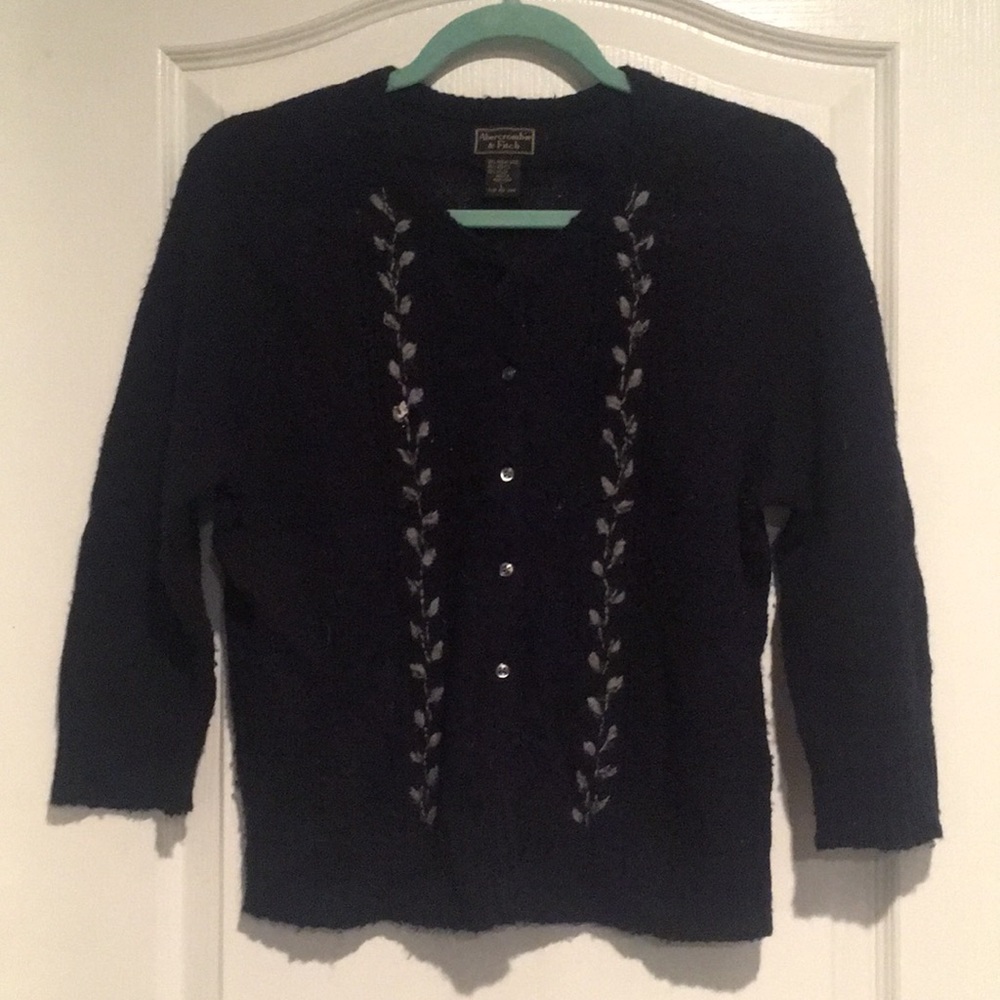Abercrombie & Fitch sweater